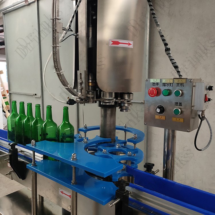 China Making Automatic Crown Cap Machine Beer Glass Bottle Capping