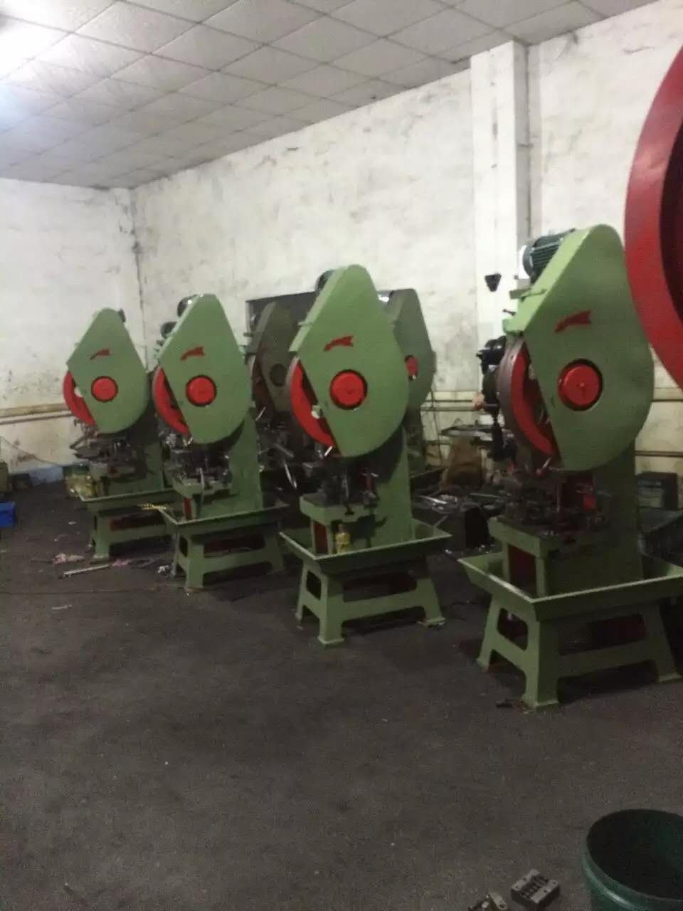 High quality and best price full automatic jeans buttons and rivets for Jeans making machine