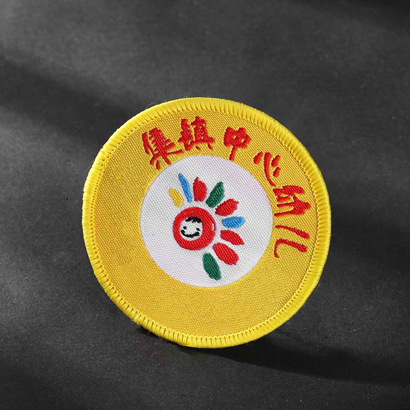 custom clothing logo/name tag/badge machine embroidery woven school badges
