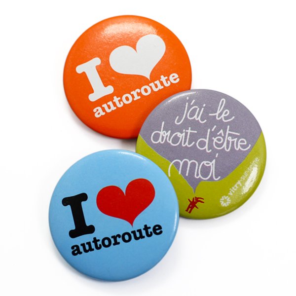 Button Badge Maker Wholesale Custom 58mm Printed Design Logo Blank Plastic Magnetic Pins Round Tin Button Badge