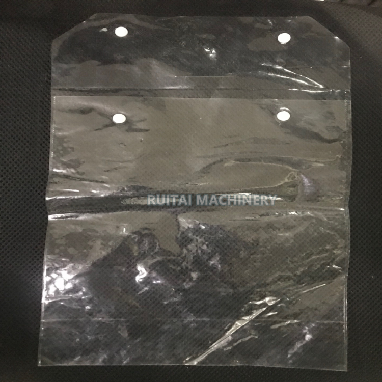 Plastic Hanger Bag With Snap Button High Frequency Bag Making Machine