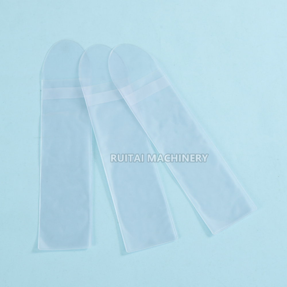 Plastic Hanger Bag With Snap Button High Frequency Bag Making Machine