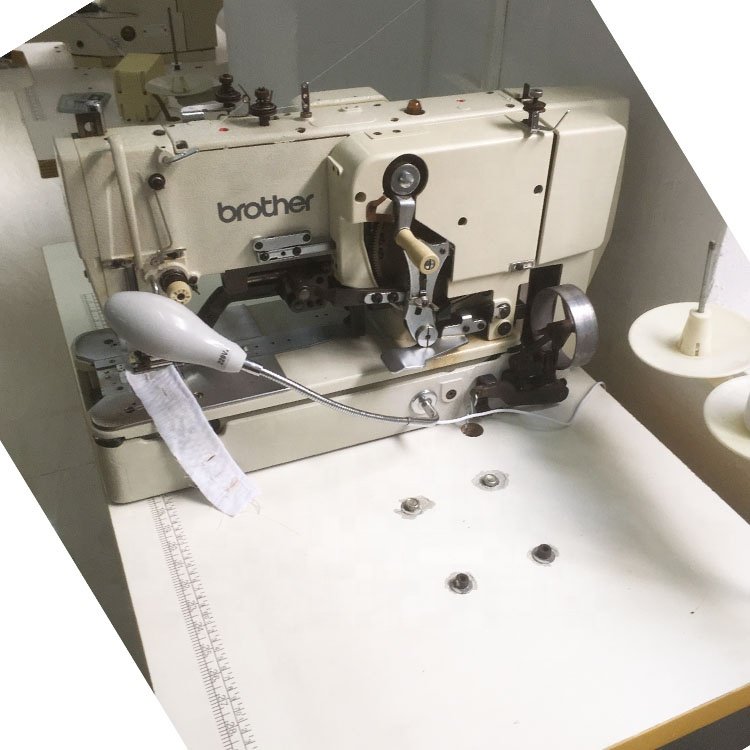 814 straight button hole sewing machine Made in japan for T-shirt making second hand