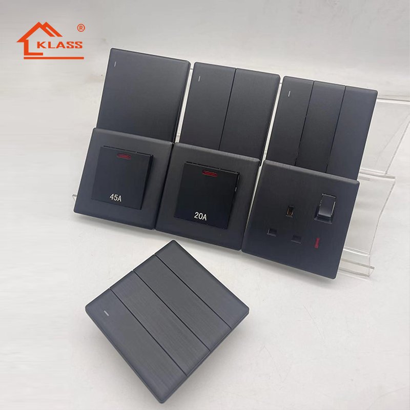 Black brushed wall modern smart light home electrical switch uk usa and usb socket brass in Middleast market