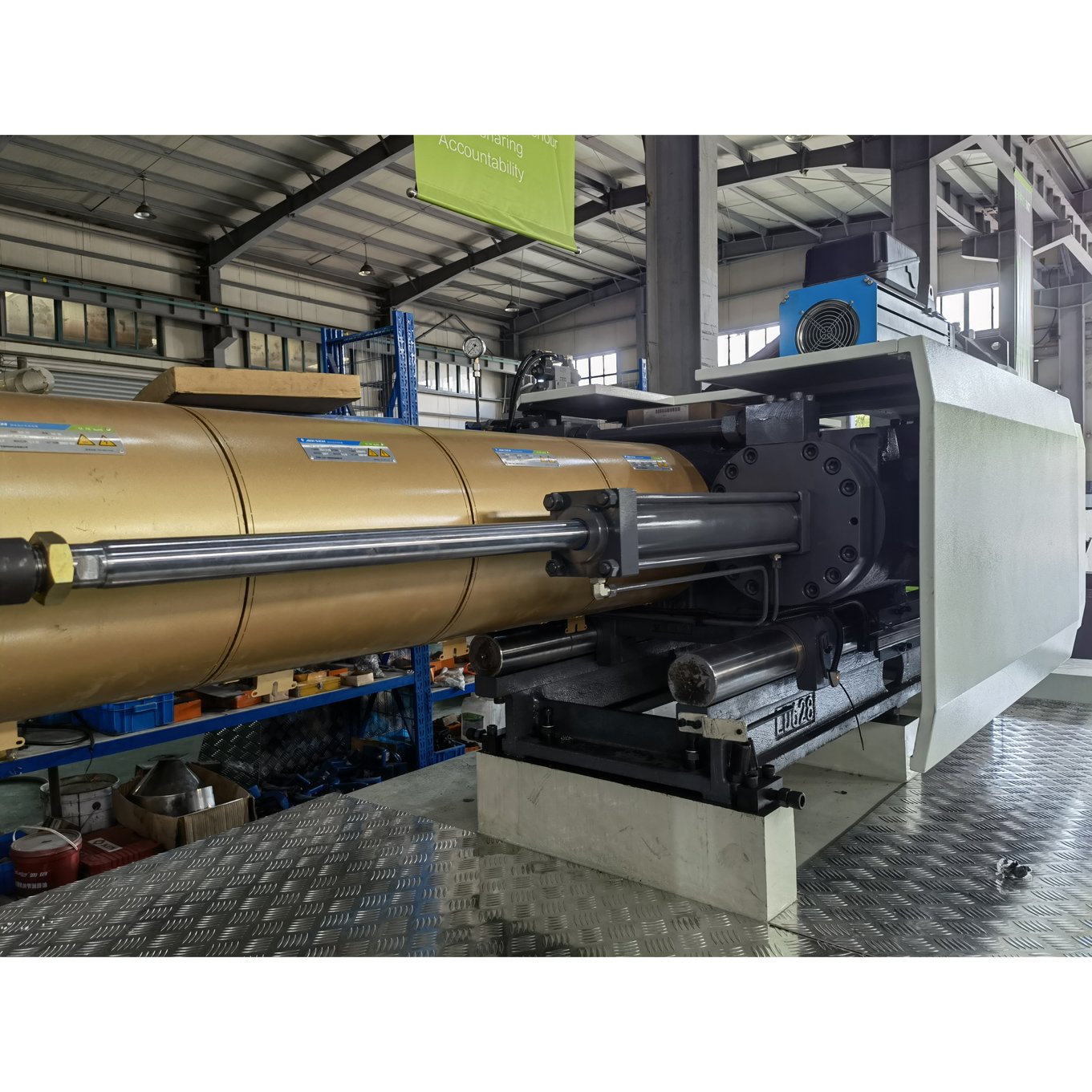 Servo Type Energy Saving High Speed PET Plastic Preform Making 64 72 Cavity Injection Molding Machine