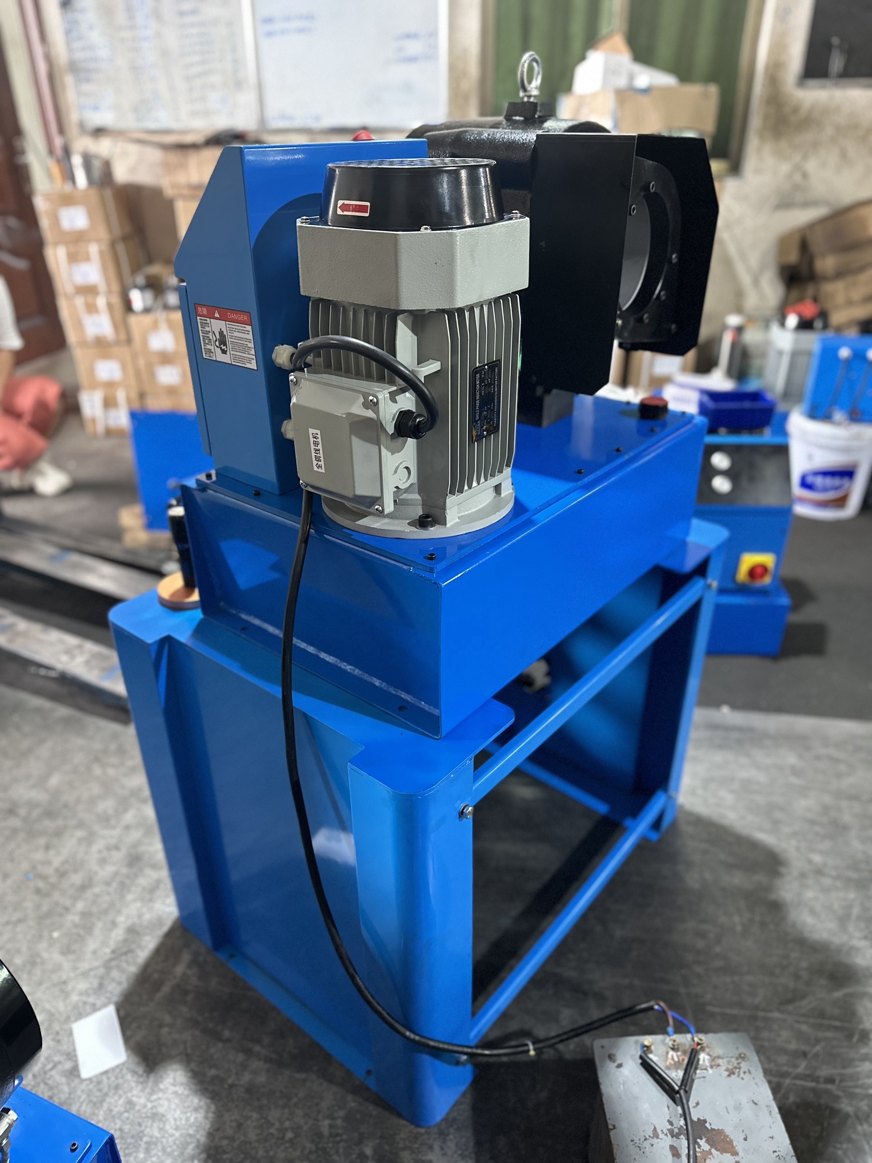 pressure flexible hose assembly making equipment hydraulic hose crimp pressing machine for excavator repair maintenance workshop
