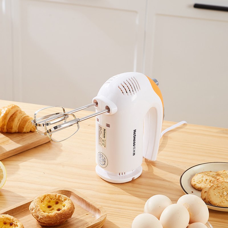 5-Speed Mini Hand Mixer 300 Watt Electric Hand Mixer with Flat Beater*2 and Dough Hooks*2