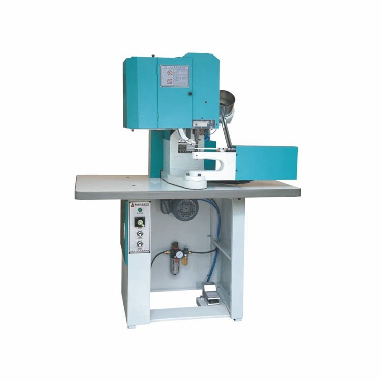 Automatic Women Safety Mountaineering Sports Leisure Shoes Fasten, Hook Button Fastening Machine china shoe machine