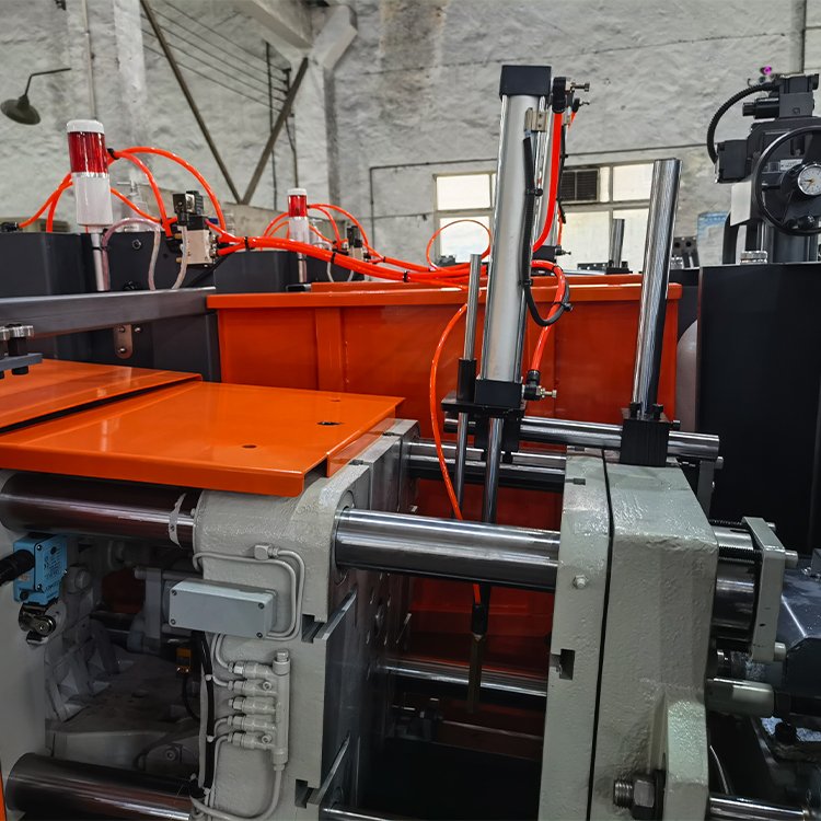 Newest model high efficiency small die casting machine for zinc jewellery making