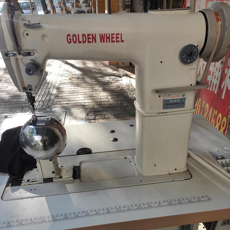 Second Hand Golden Wheel 810 Single Needle Column Sewing Machine High Column Sewing Machine Low Price