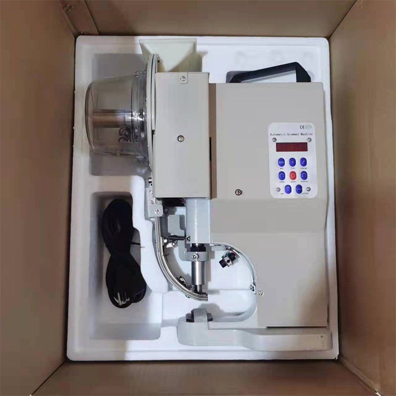 Automatic tarpaulin banner eyelet buttoning machine Button Hole Grommet Machinery