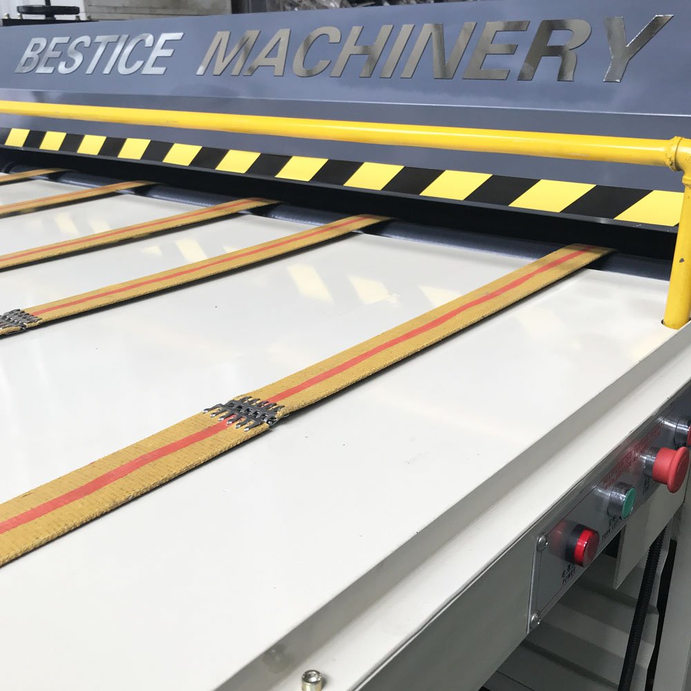 Manual Flatbed Die Cutting Machine Corrugated Cardboard Cutting Machine Pizza Box Making Machine