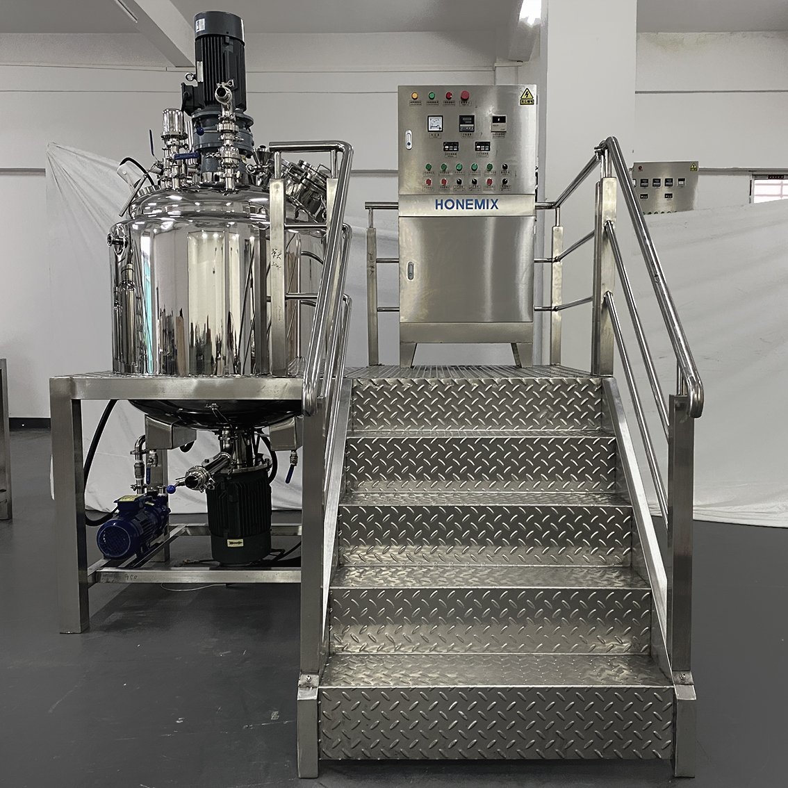 500L 1000L 3000L 5000L Vacuum Emulsifying Mixer Tank for Cosmetics Make Up Product Process Homogeneous Mixing Machine