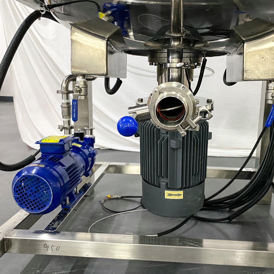 500L 1000L 3000L 5000L Vacuum Emulsifying Mixer Tank for Cosmetics Make Up Product Process Homogeneous Mixing Machine