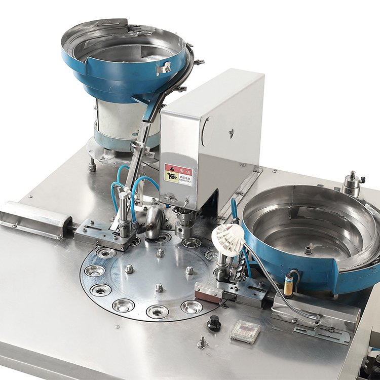High Quality Automatic Fabric Covered Button Badge Making Machine