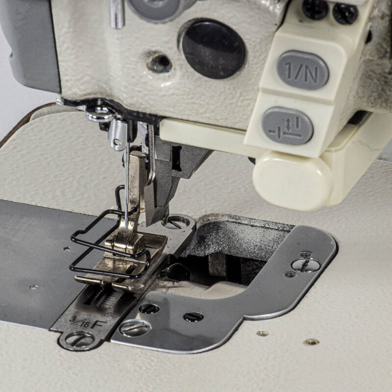 2024 Hot Sale New SiRUBA 7500 Straight Sewing Machine Computer Industrial Lockstitch Sewing Machine with Edge Cutter Price