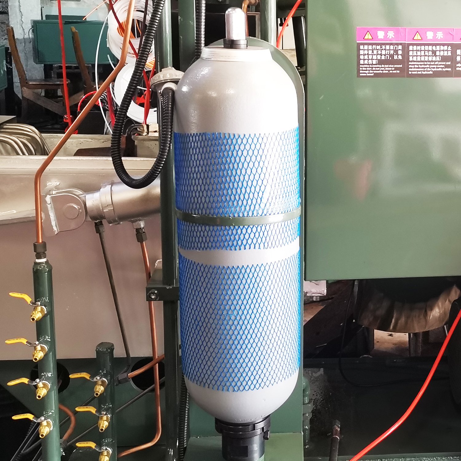 QLQ 15 Ton Small Hot Chamber Metal Die Casting Production Machinery Low Pressure Zinc Dai Cast Machine Metal Die Casting Machine