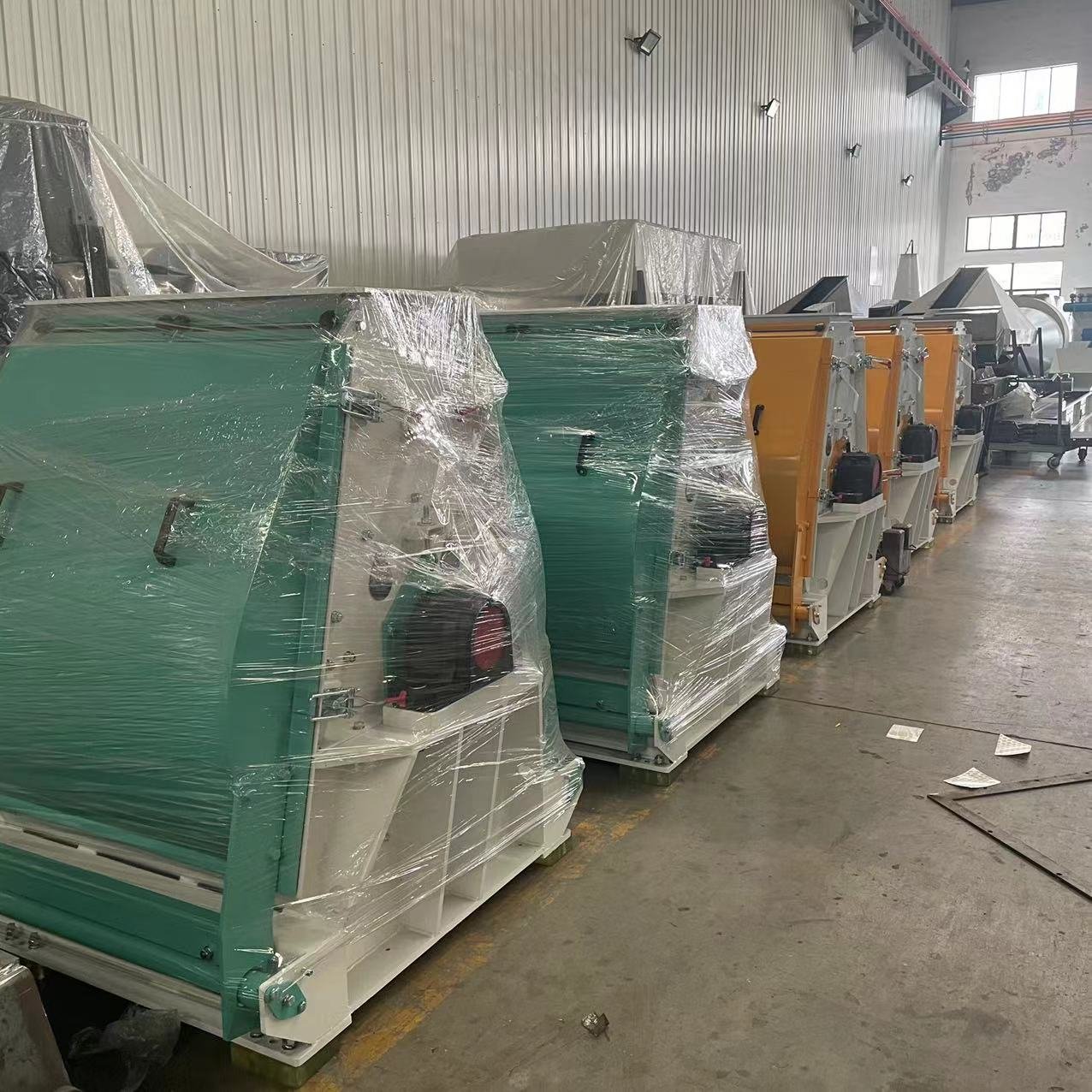 Liyang HY New Design SFSP Animal Feed Processing Machine Durable rice Husk Corn Hammer Mill Grain Grinder