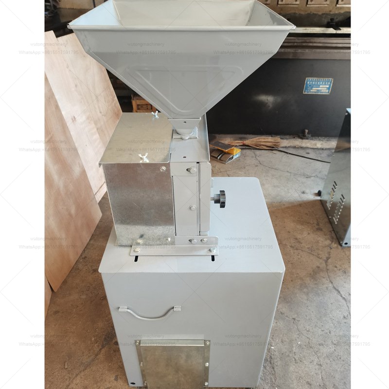 Mini Small Scale Paddy Husker Rice Milling Machine China Rubber Roller Full Automatic Electric Diesel Engine Rice Miller Machine