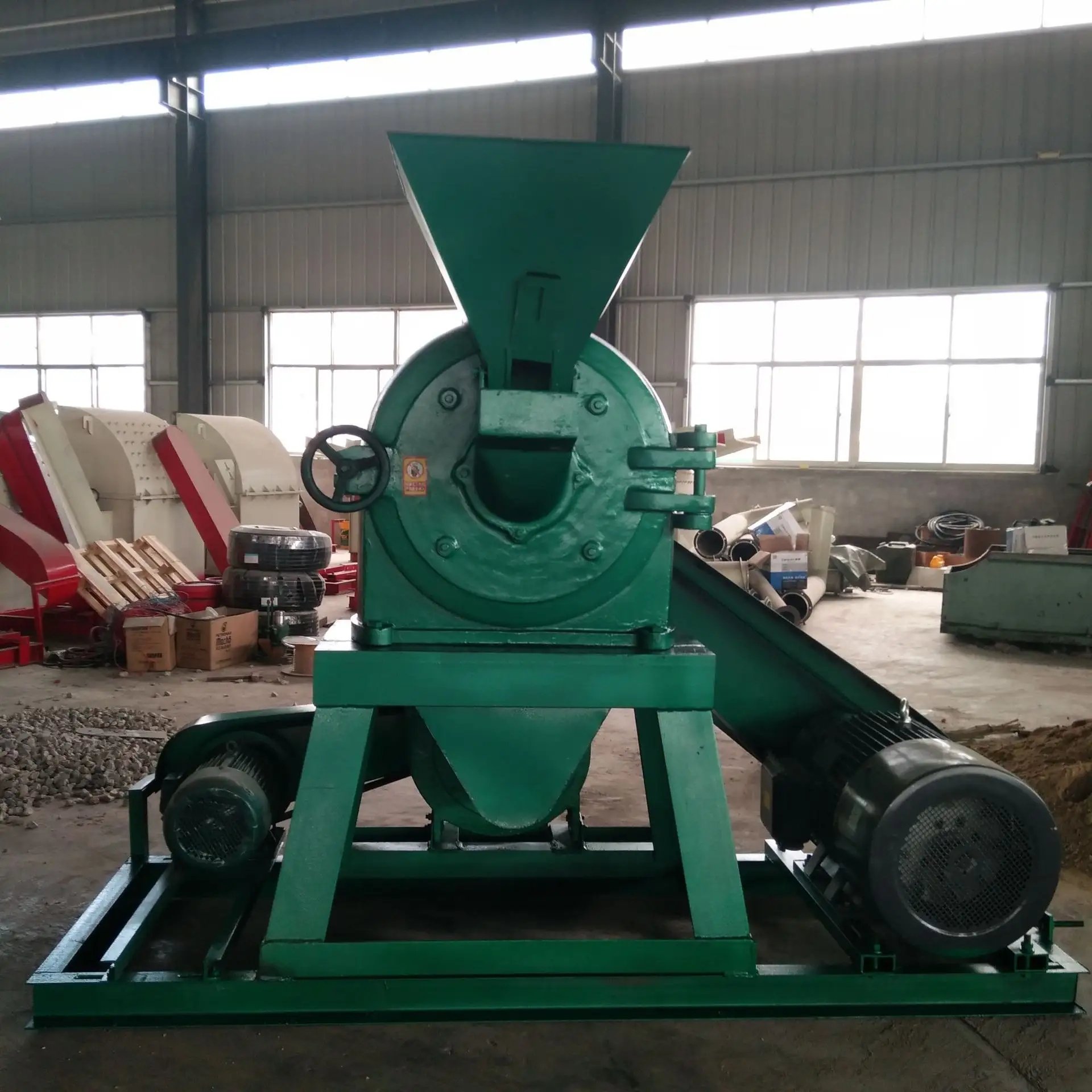 Corn Crusher Mill Grain Soybean Corn Maize Flour Mill Grinder Machine Corn Miller Pulverizer