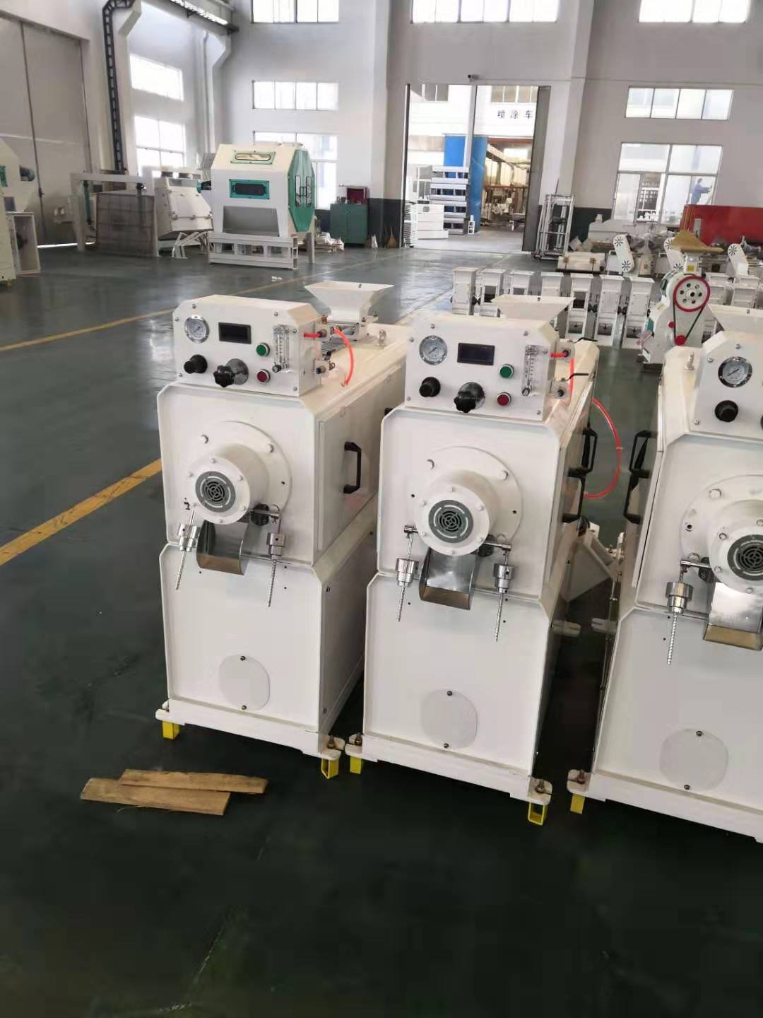 MPG14.5 New Water Rice Polishing Machine Automatic Complete Rice Mill Machinery with Reliable Motor Component