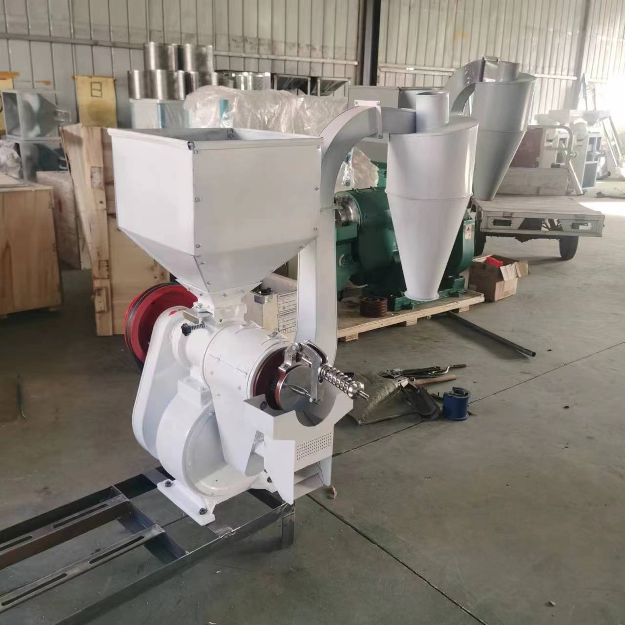 China factory maize husk huller machine rice millet polisher peeling small rice mill machine