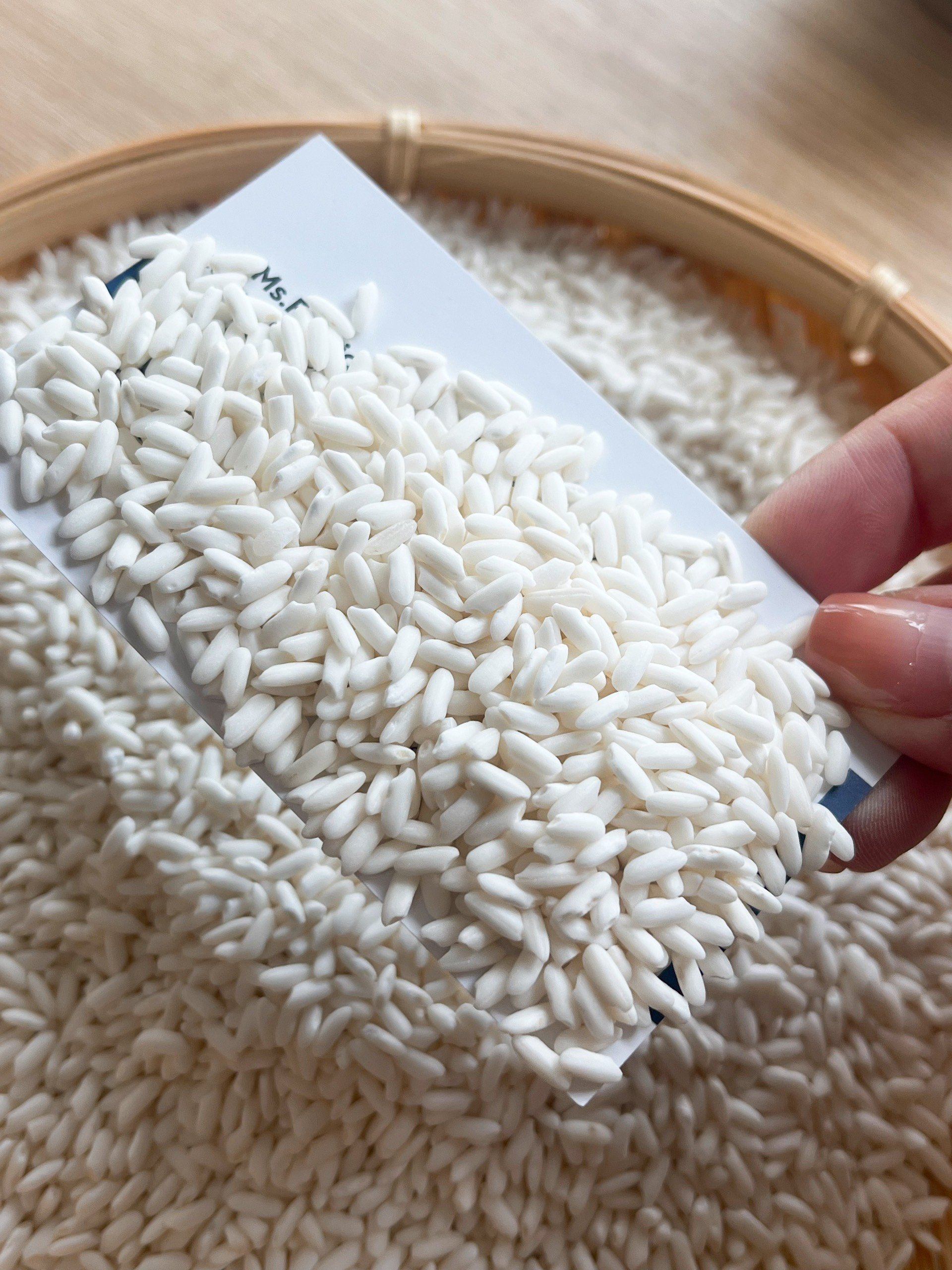 Finest Vietnam Glutinous Rice: Sticky Perfectly Long Grain Expertly Processed by Villaconic Rice Miller (WA: +84339249239)