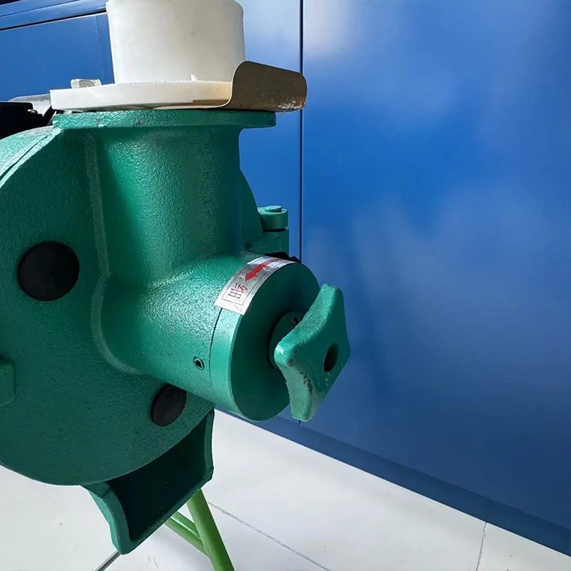 Electric Big Corn Grinding Mill Pulverizer Grinder And Miller Machine Grain For Chicken Feed
