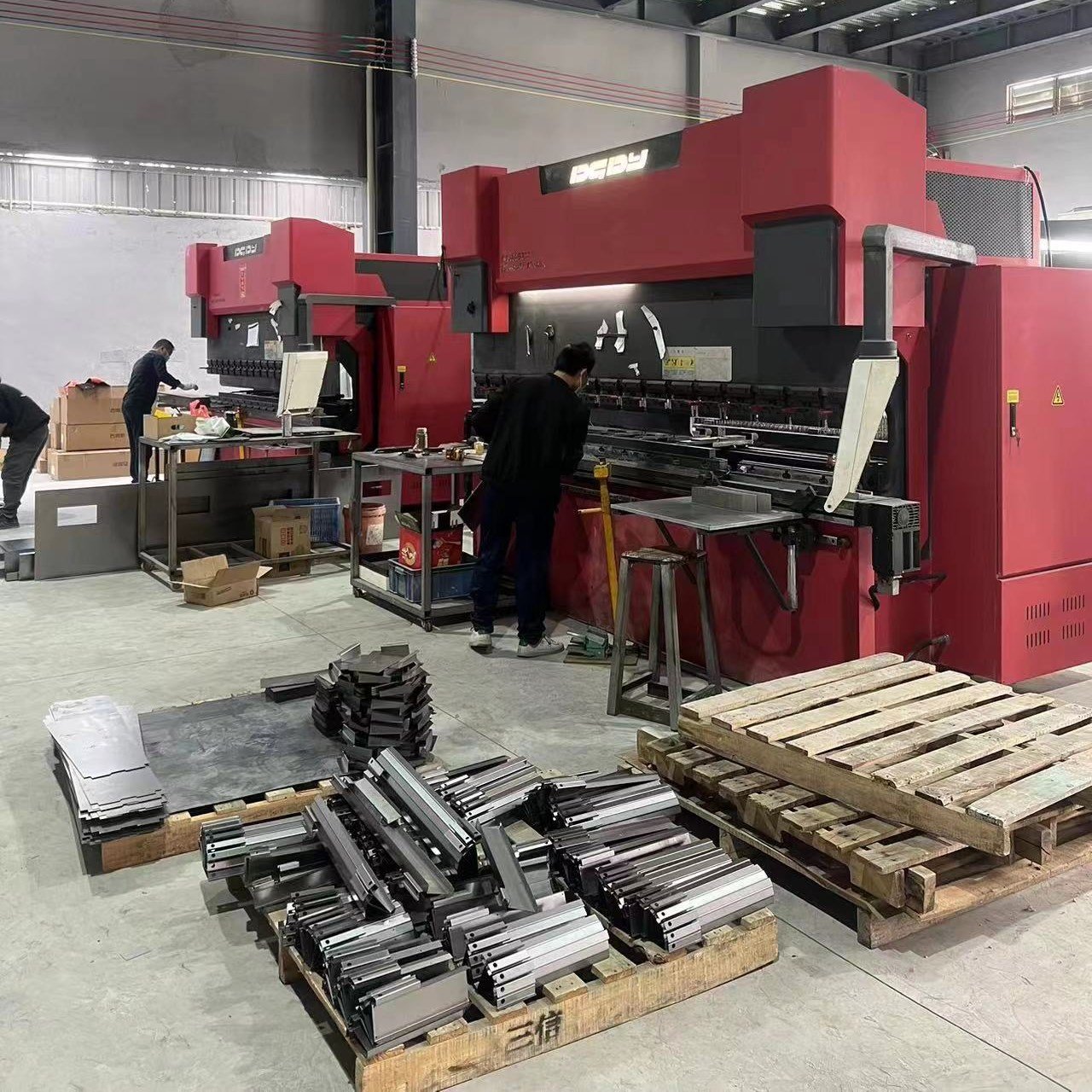 Custom stainless steel sheet metal fabrication