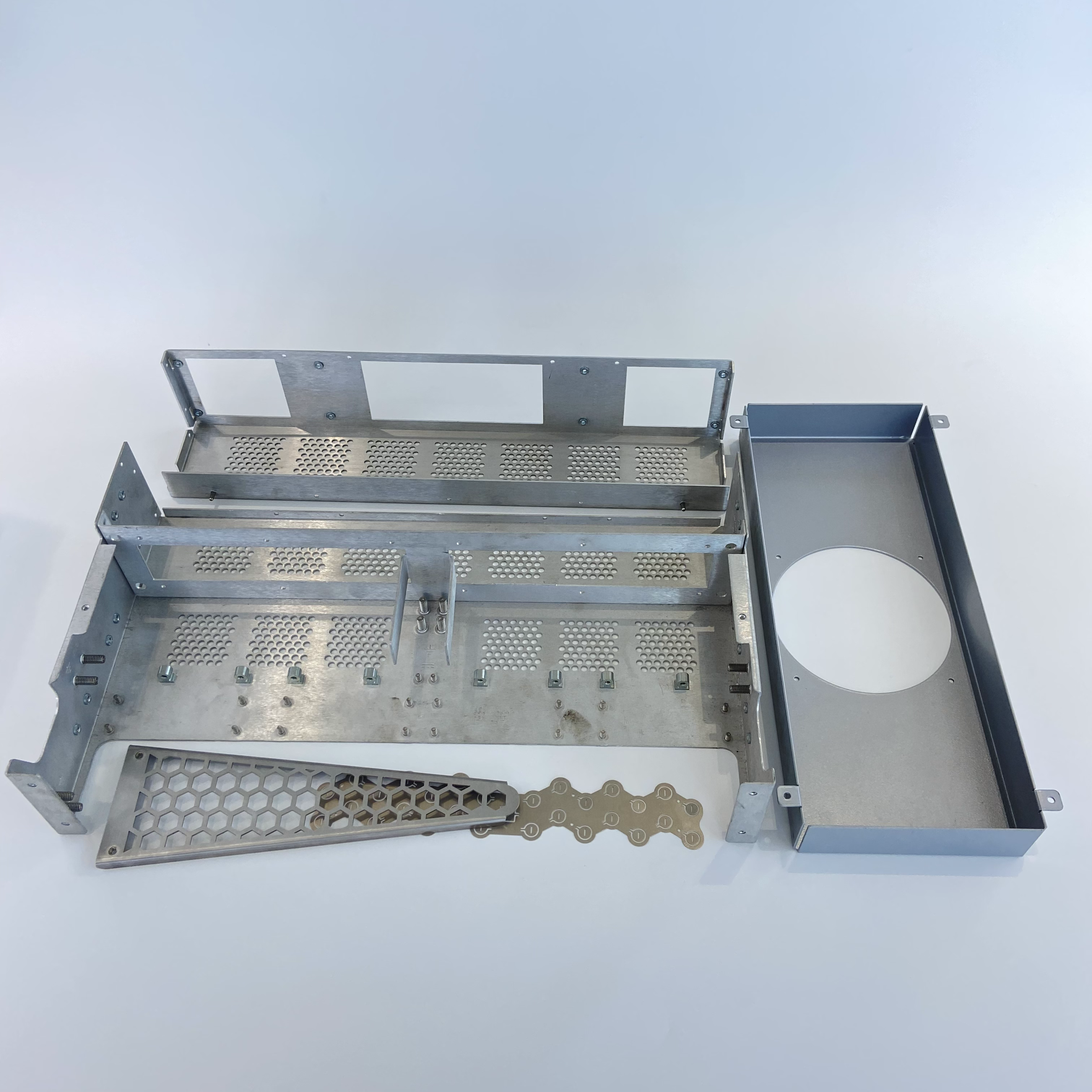 ISO certified high quality sheet metal fabrication service powder coated steel stainless steel aluminum industrial parts