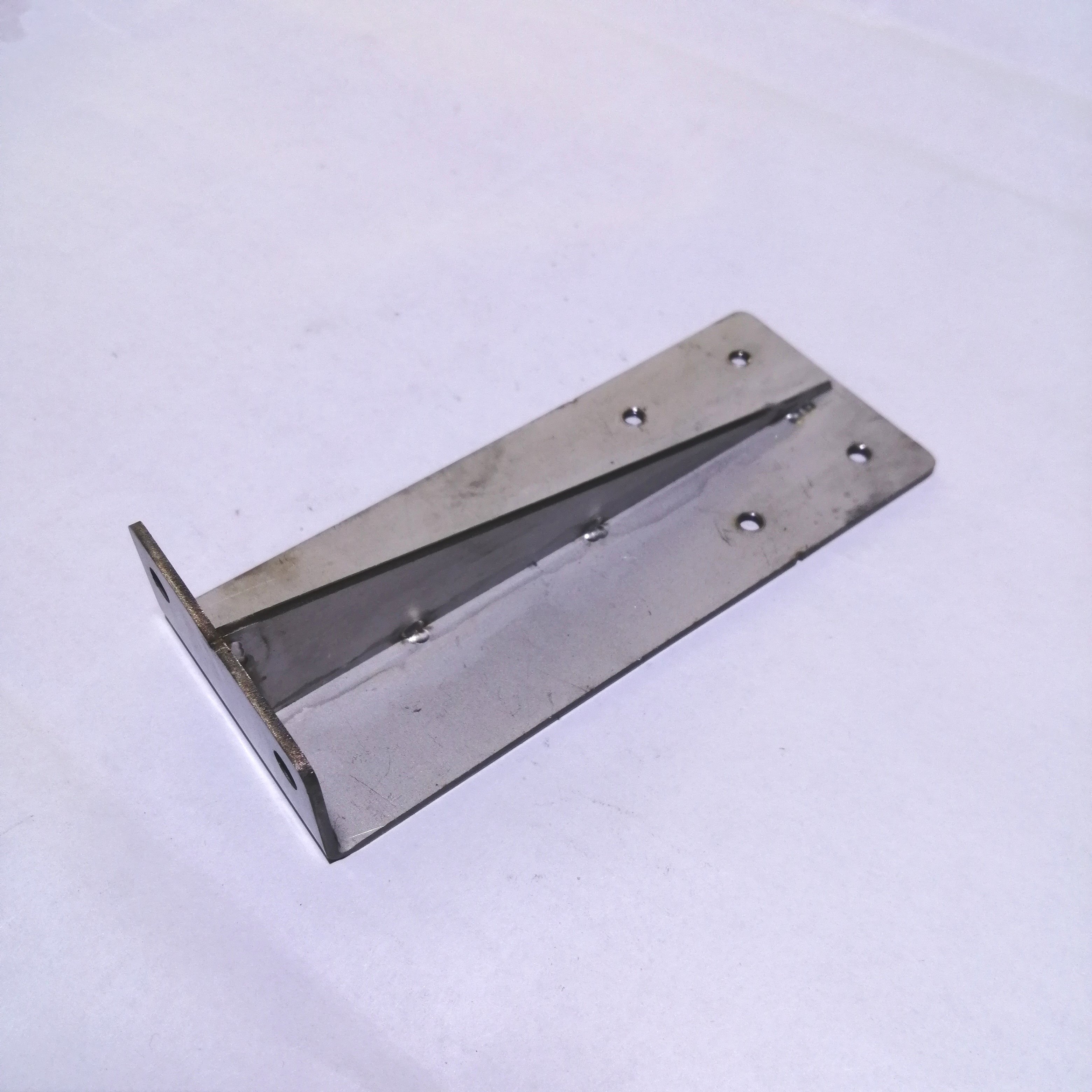 Factory Custom Sheet Metal Fabrication Bending Stamped Metal Parts Laser Cutting Bending Sheet Metal Stamping Brackets