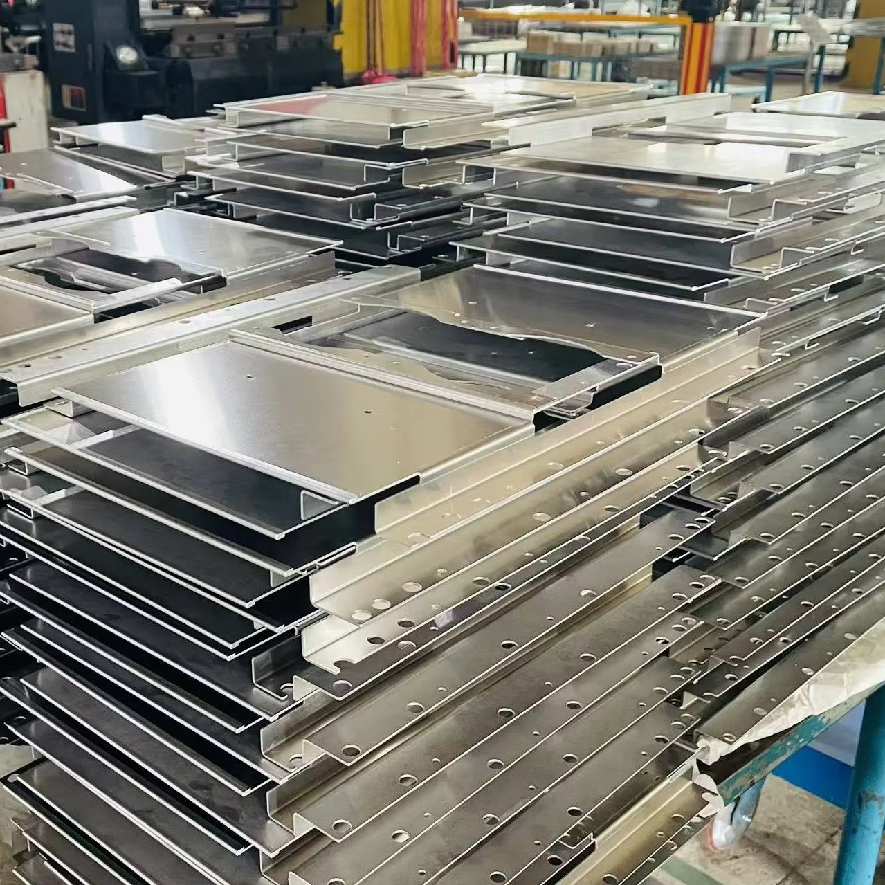 Custom Sheet Metal Fabrication Services for Industrial and Commercial Use