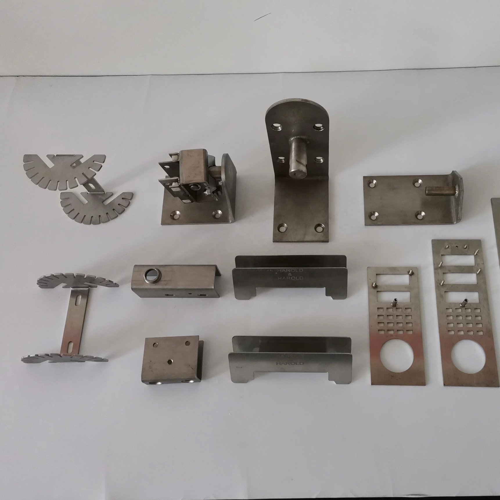 High Processing Parts Cabinet Perforated Galvanized Service Oem Odm Welding Cubicle 316 Precision Sheet Metal Fabrication