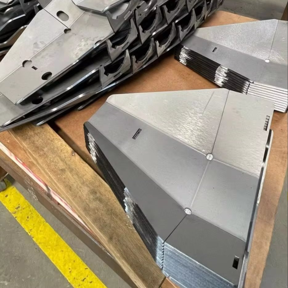 Custom Metal Stamping Bending Welding Laser Cutting Service Stainless Steel Sheet Metal Fabrication Factory