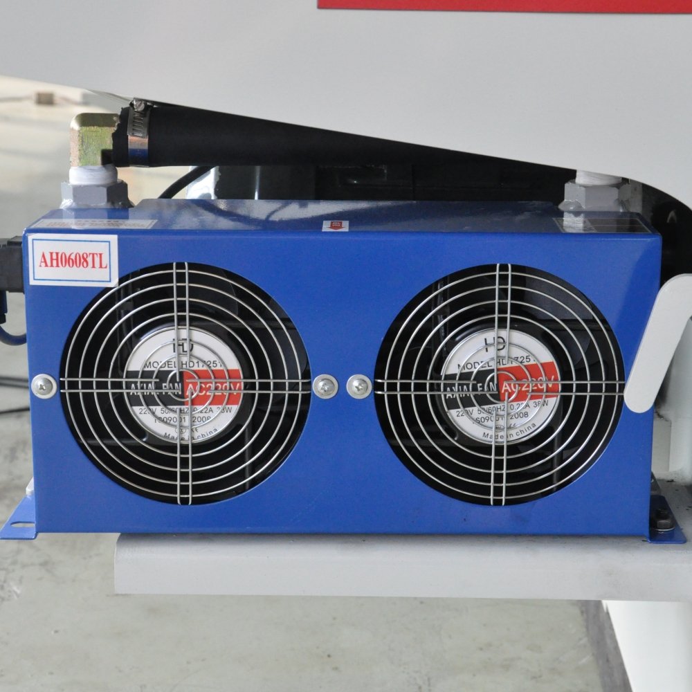 High Quality CNC Tube Cutter Hydraulic Automatic SS Metal Round Square Pipe Cutting Machine