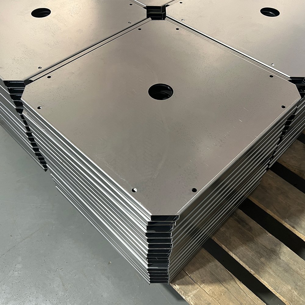OEM sheet metal outer case fabrication service/Custom Metal Fabrication and Assembly services