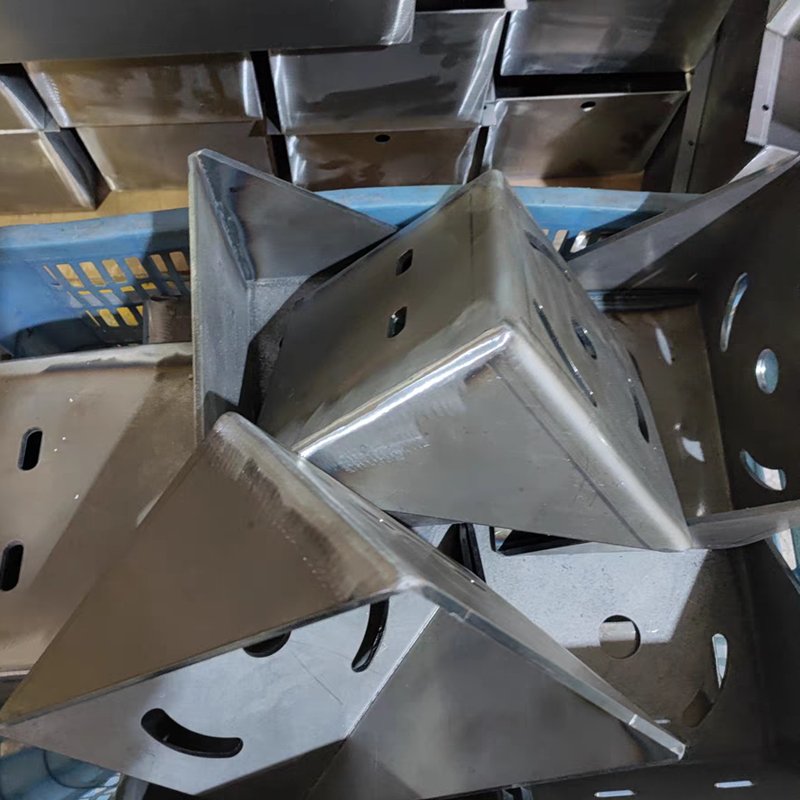Factory made small quantity steel welding laser cutting service stamping sheet metal stamping parts