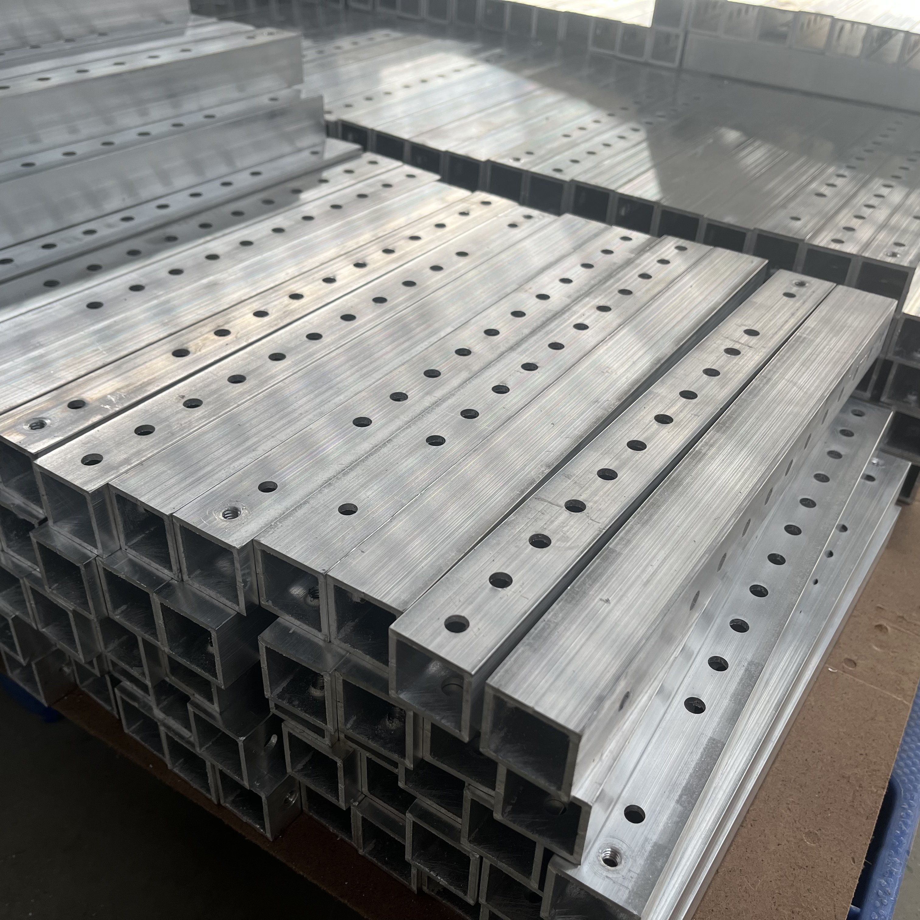High Quality Special Shaped Custom Precision OEM ODM Sheet Metal Fabrication Tube Pipe