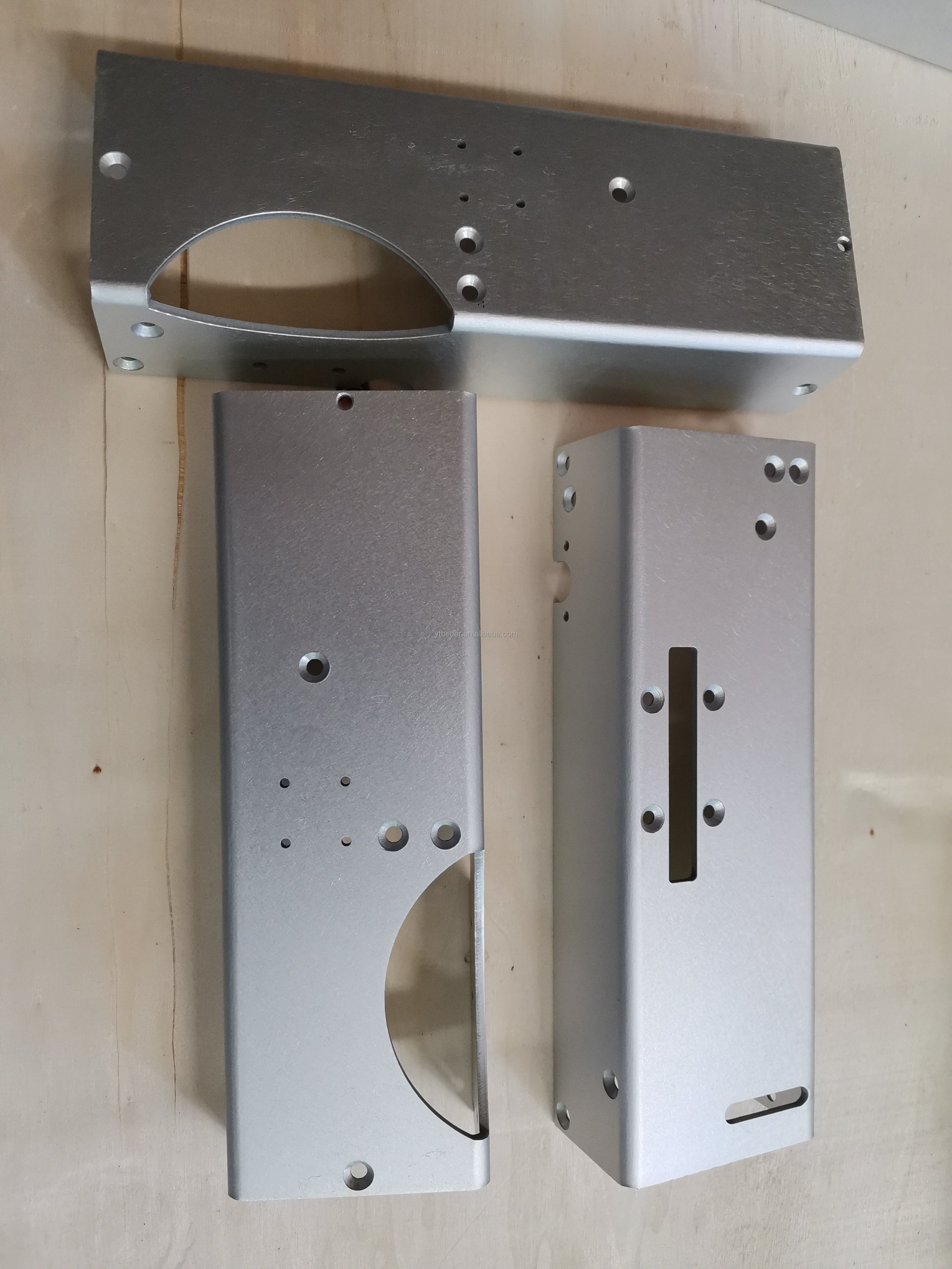 China OEM custom computer metal chassis aluminum bending stamping parts sheet metal fabrication