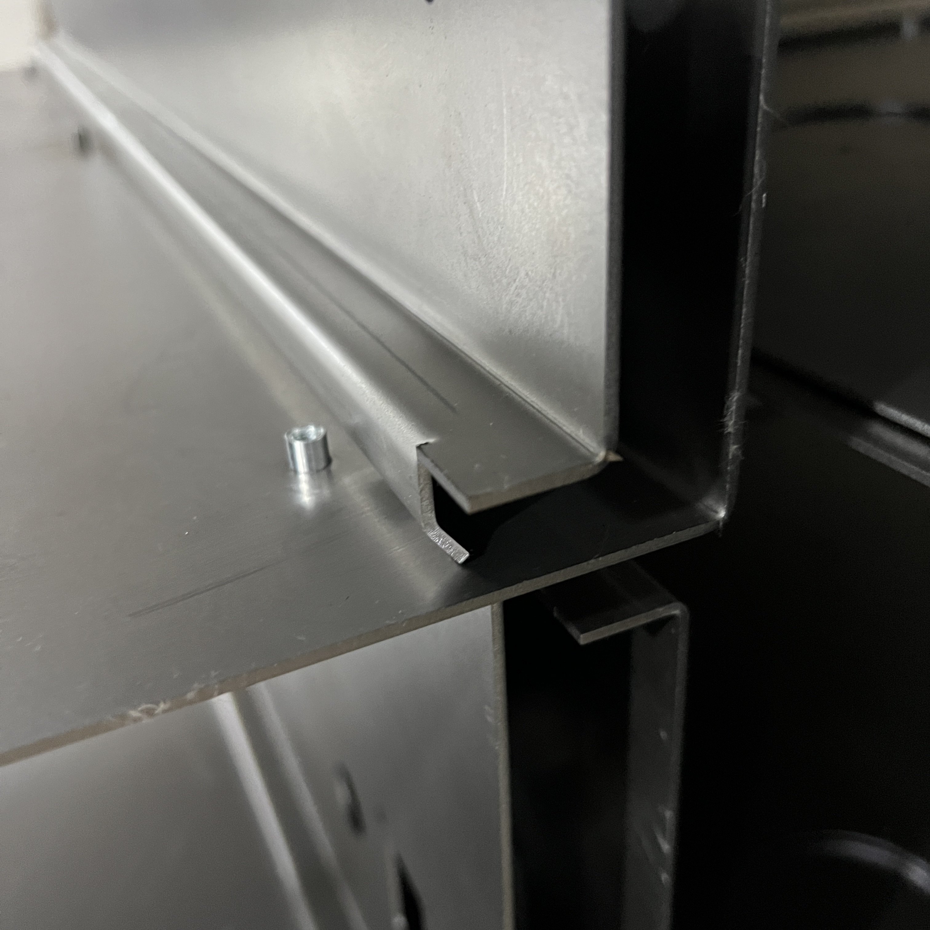 Sheet Metal Fabricator Aluminum Stainless Steel Iron Enclosure Case Laser Cutting Bending Sheet Metal Fabrication