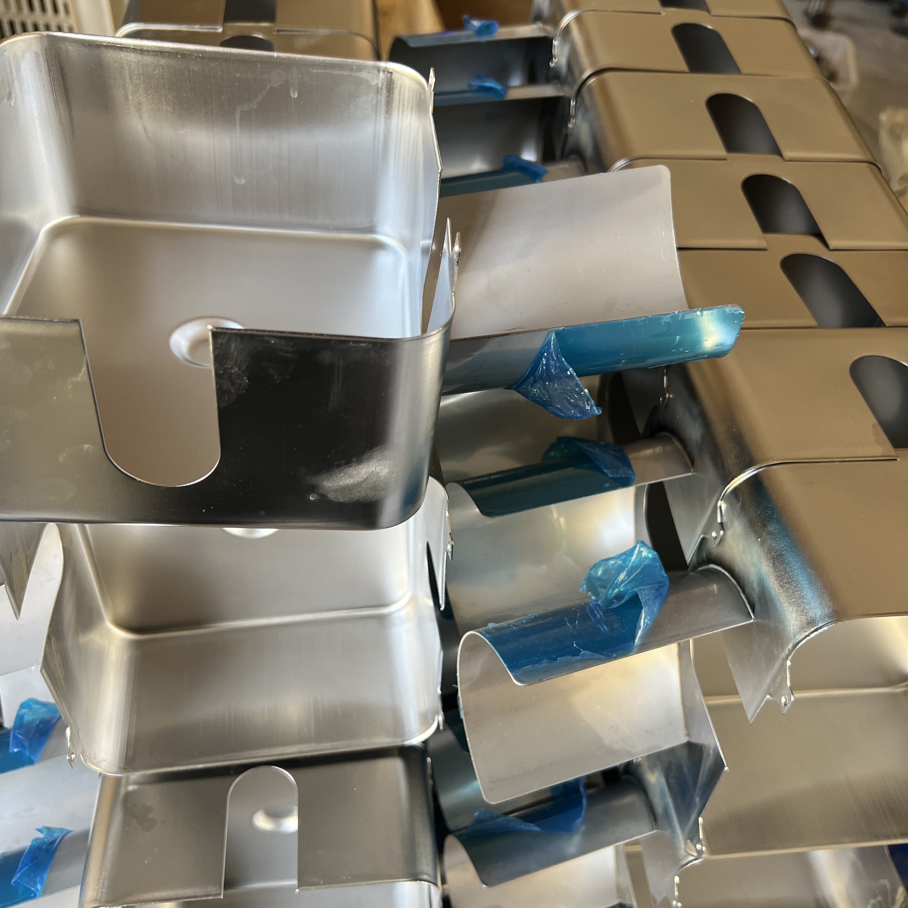 Custom Sheet Metal Fabrication Stainless Steel Laser Cutting Service Stamping Parts Welding Metal Work