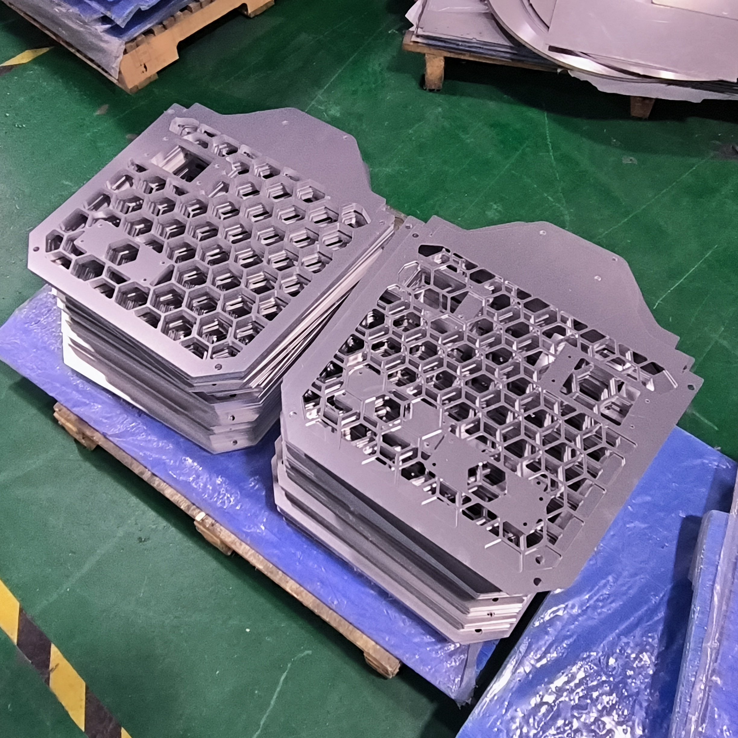 Custom Factory Stainless Steel Zinc Laser Cut Bend weld Service Framing Lean Production Aluminum Sheet Metal Working