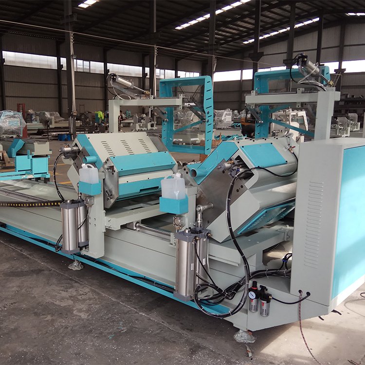 High precision CNC aluminum profile window door double head mitre cutting saw machine for aluminum fabrication