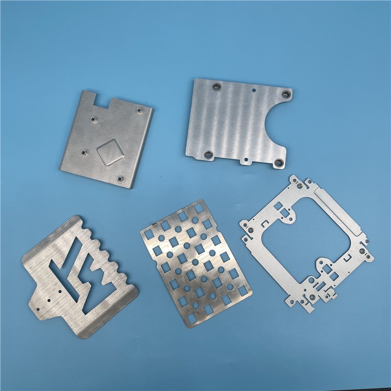 Custom laser cutting bending welding service carbon steel metal bracket sheet metal fabrication