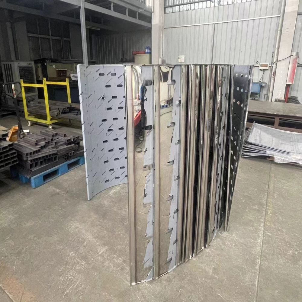Customized Precision Laser Bending Stainless Steel Stamping Assembly Part Sheet Metal Fabrication