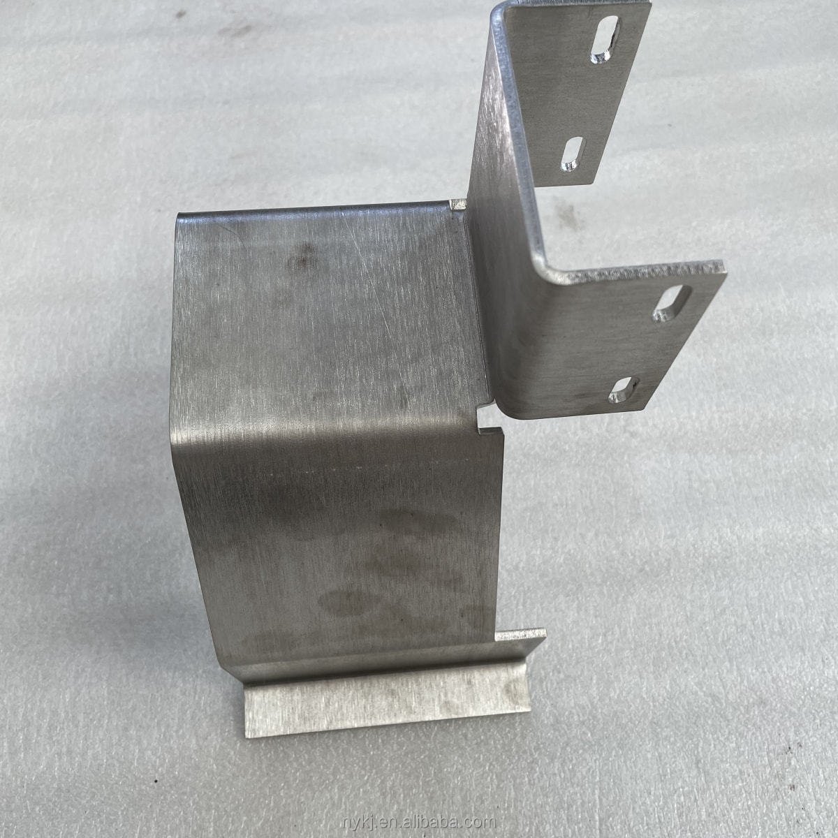 Stainless steel plate 201316 Stainless steel plate laser cutting processing sheet metal bending parts non-standard