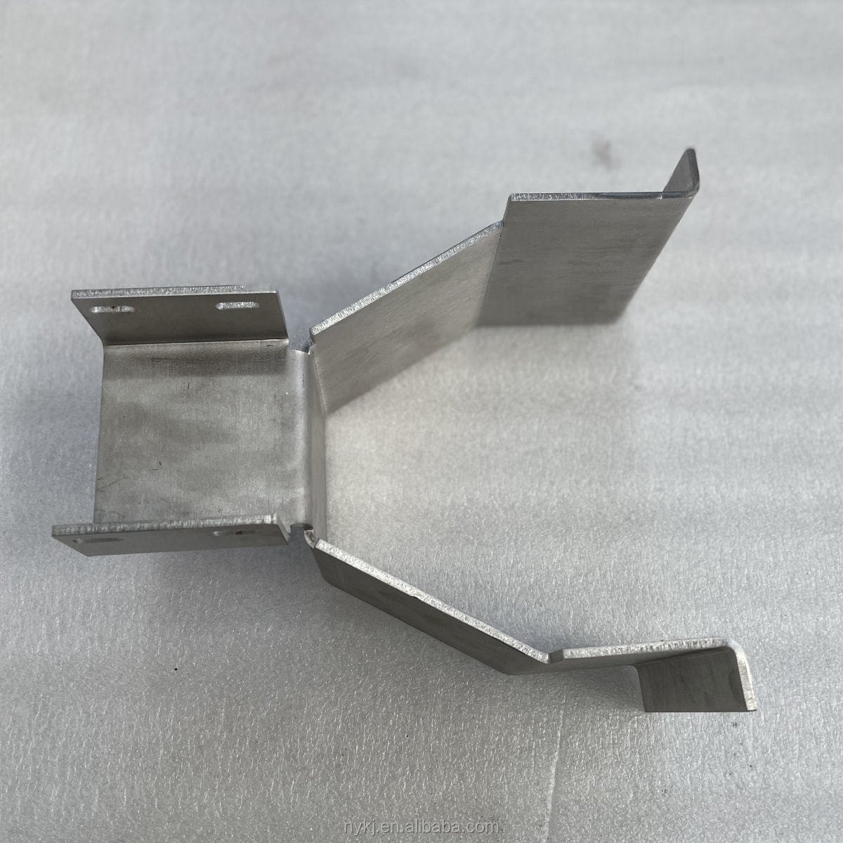Stainless steel plate 201316 Stainless steel plate laser cutting processing sheet metal bending parts non-standard