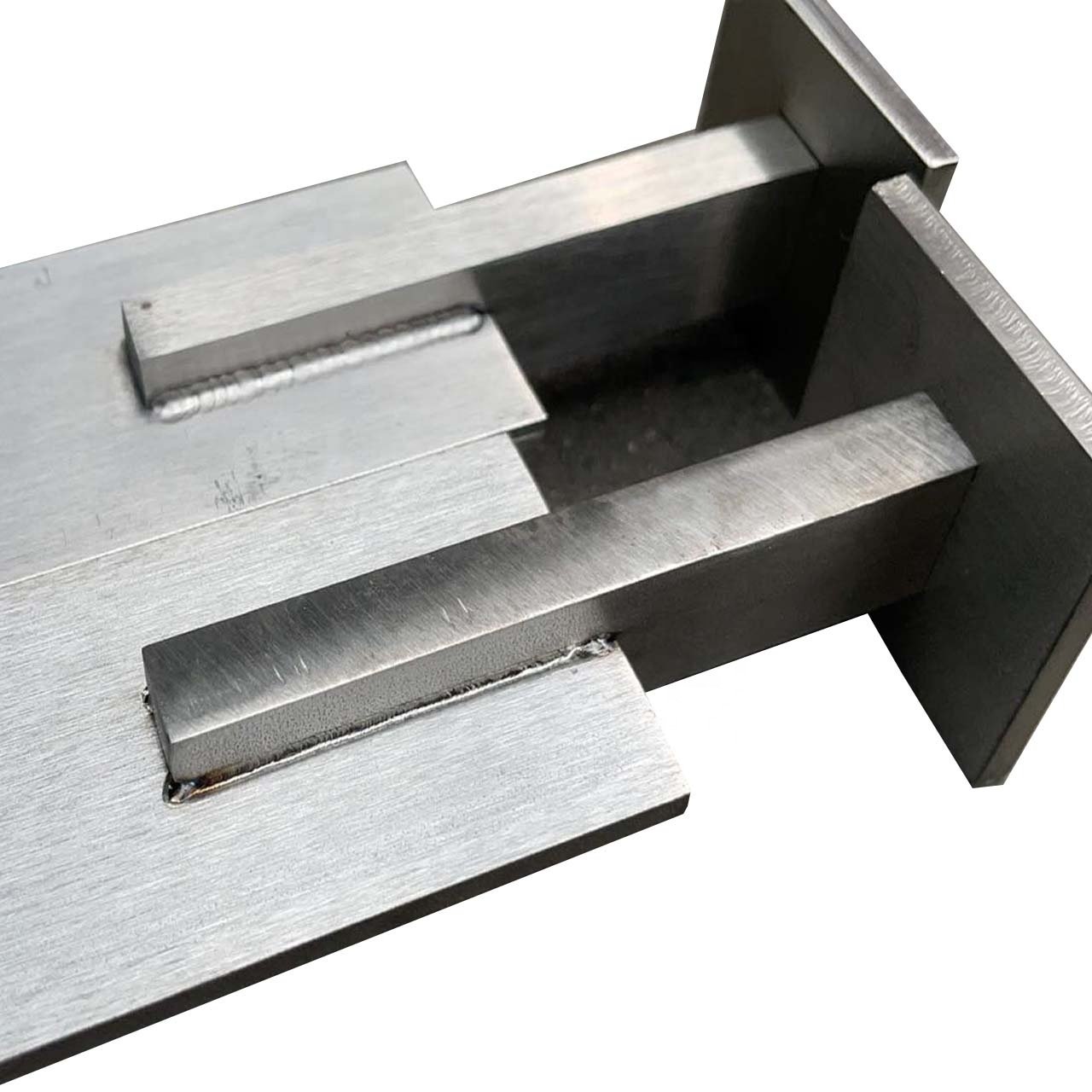 Stamping and Bending for Case Application-Flame Cutting and Welding Frame Steel Welding Custom Sheet Metal Fabrication