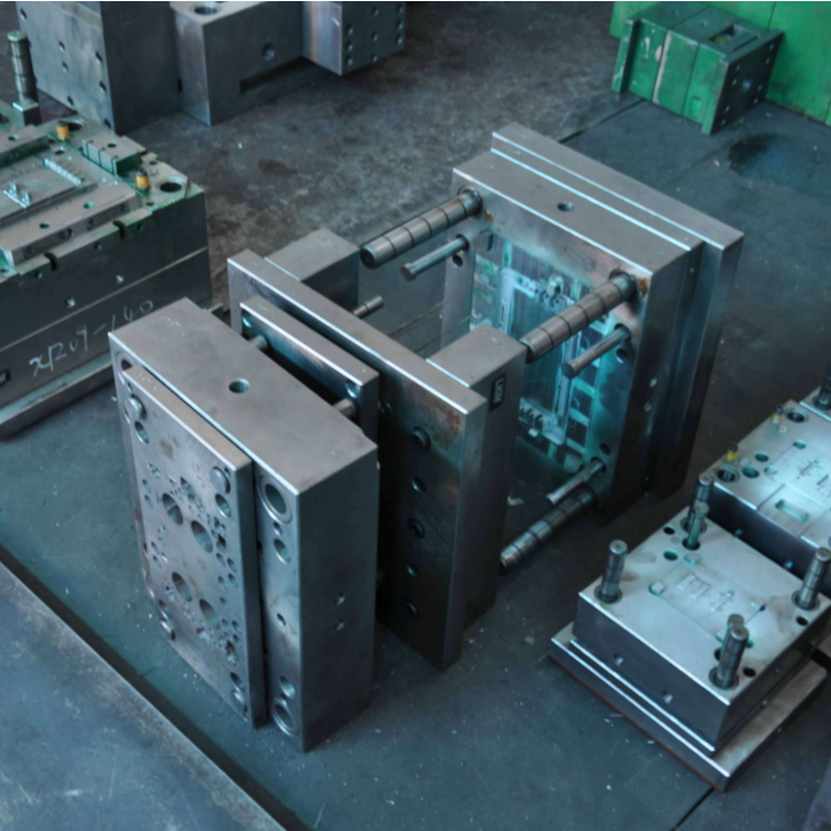 Alloy Die Casting Products Part Custom Die Casting Mold OEM Plastic Vehicle Mould Shenzhen Haoran Plastic Products 0.01-0.05mm