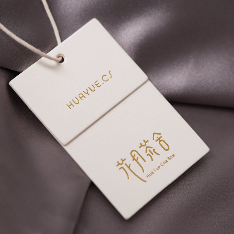 Custom Luxury Fashion Logo Printing Men'S And Women'S Clothing Jeans And Shoes Cards String Low Price Hang Tag